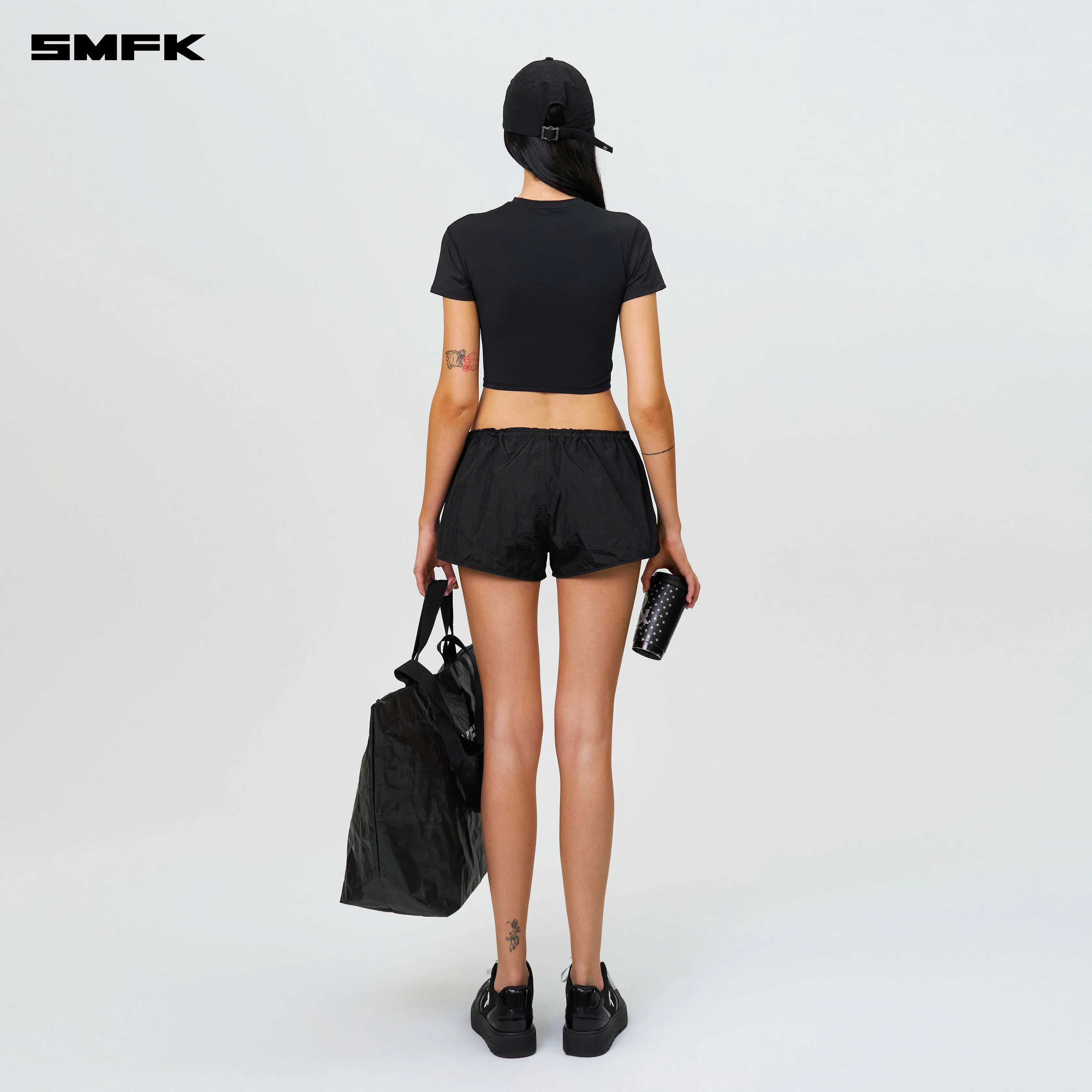Ancient Myth Alloy Skin Low-Waist Jogging Shorts Black - Image 3