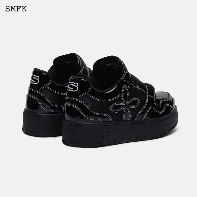 Black Balloon Skate Shoes - Image 6
