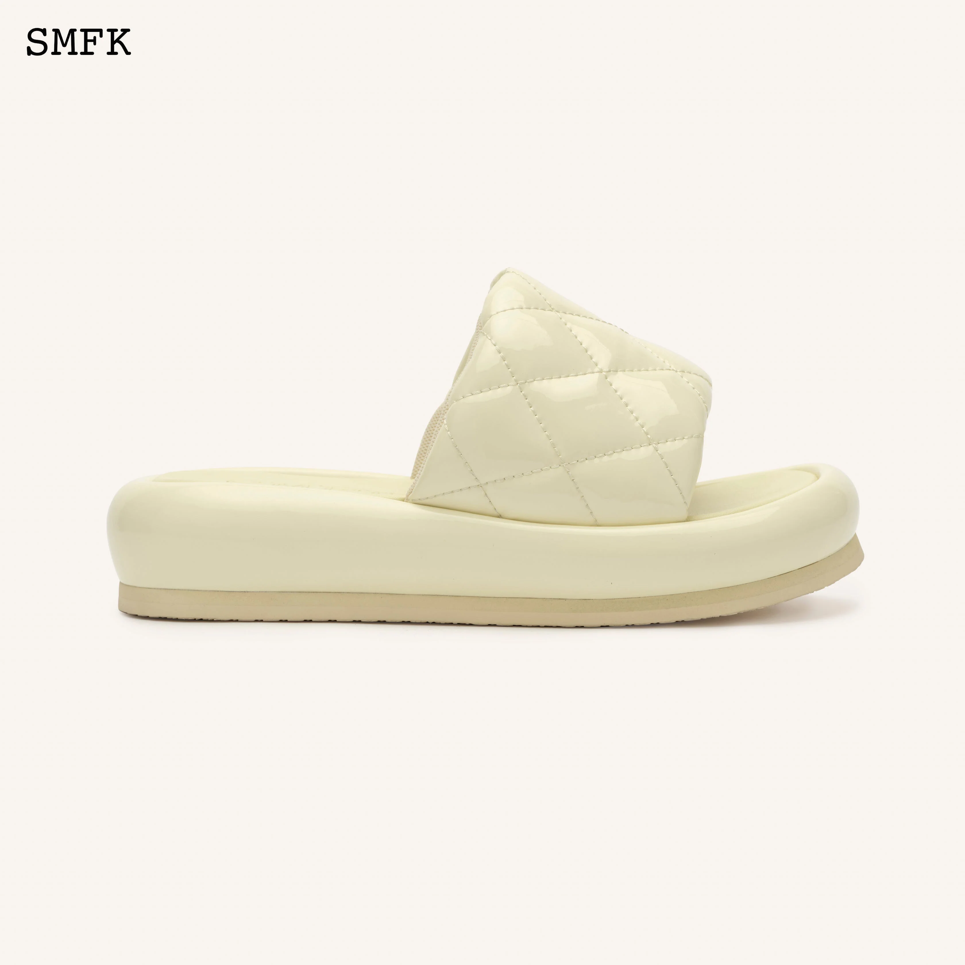 Compass Butter Bread Classic Slipper - Image 6