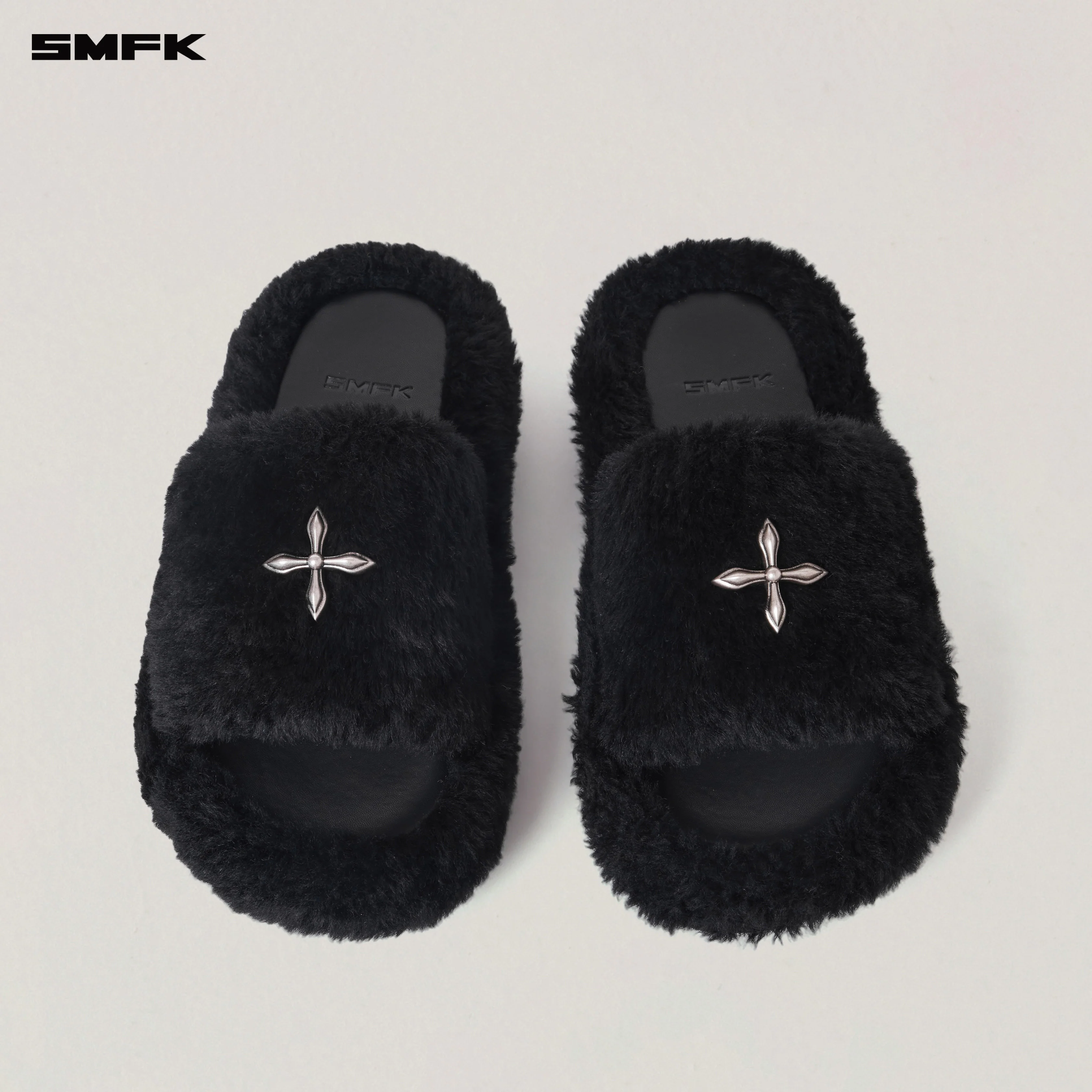 COMPASS MODE UNITY SHEARLING SLIPPER WILD BLACK - Image 4