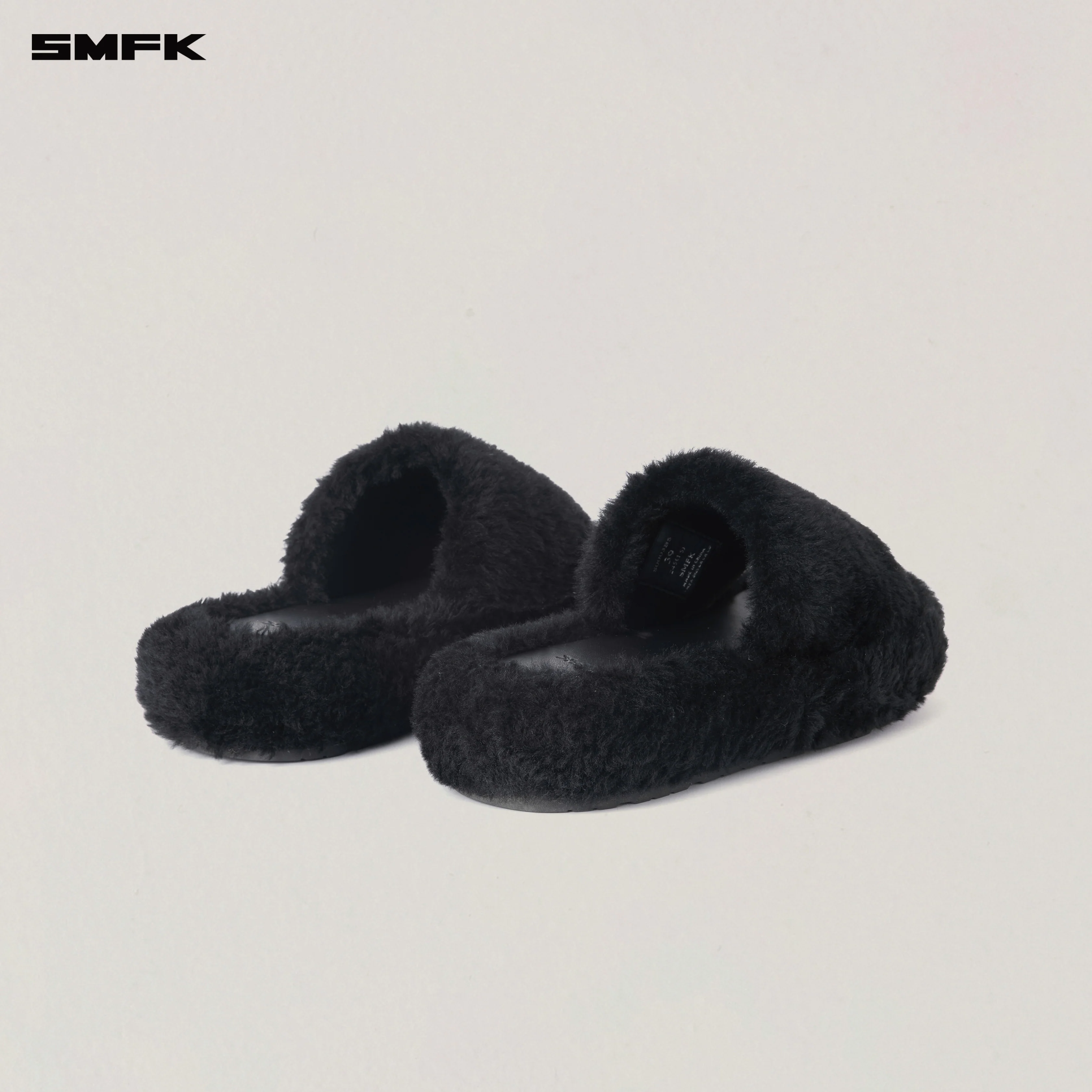 COMPASS MODE UNITY SHEARLING SLIPPER WILD BLACK - Image 6