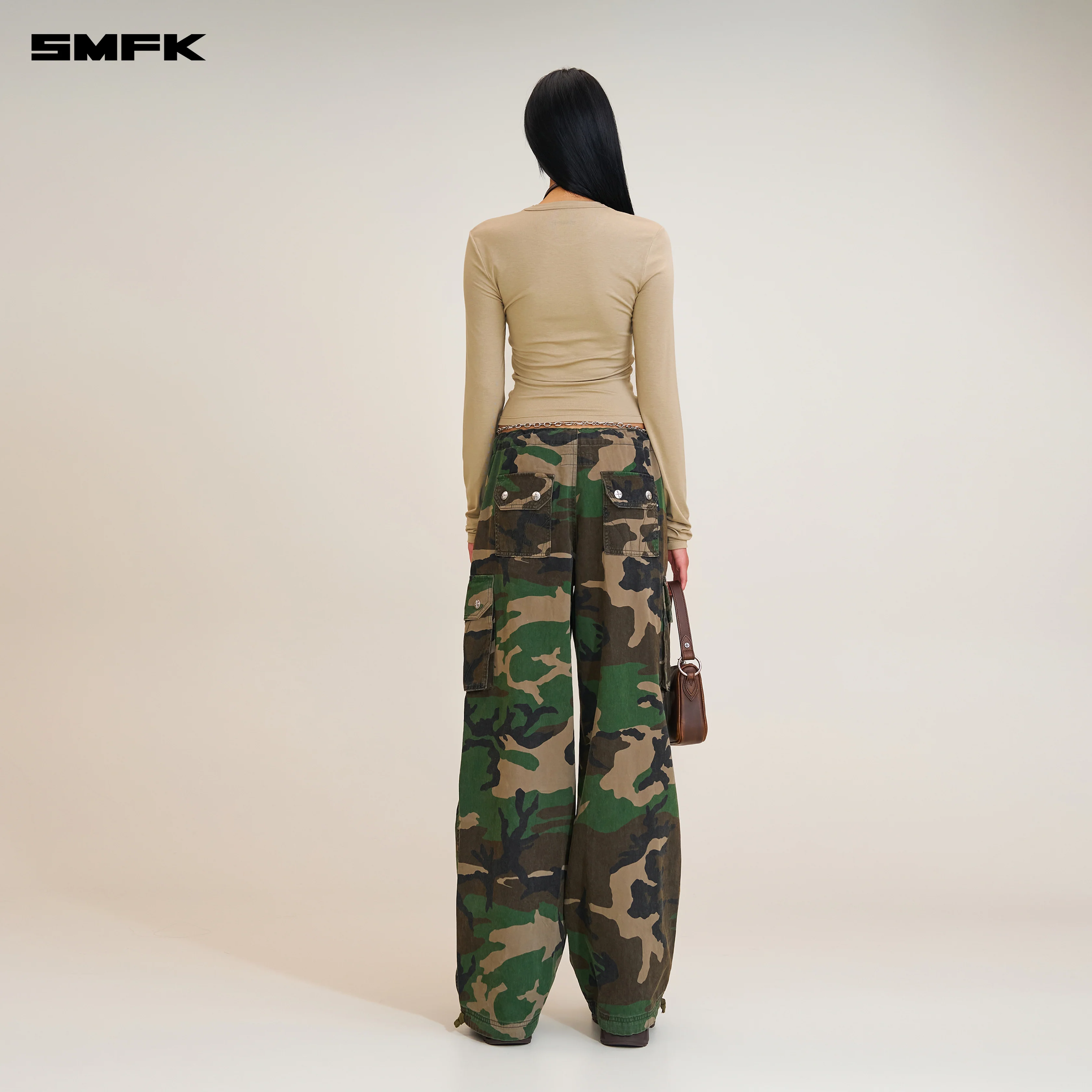 COMPASS STAMP Slim-fit SPORTS PULLOVER SHADOW GREEN - Image 3