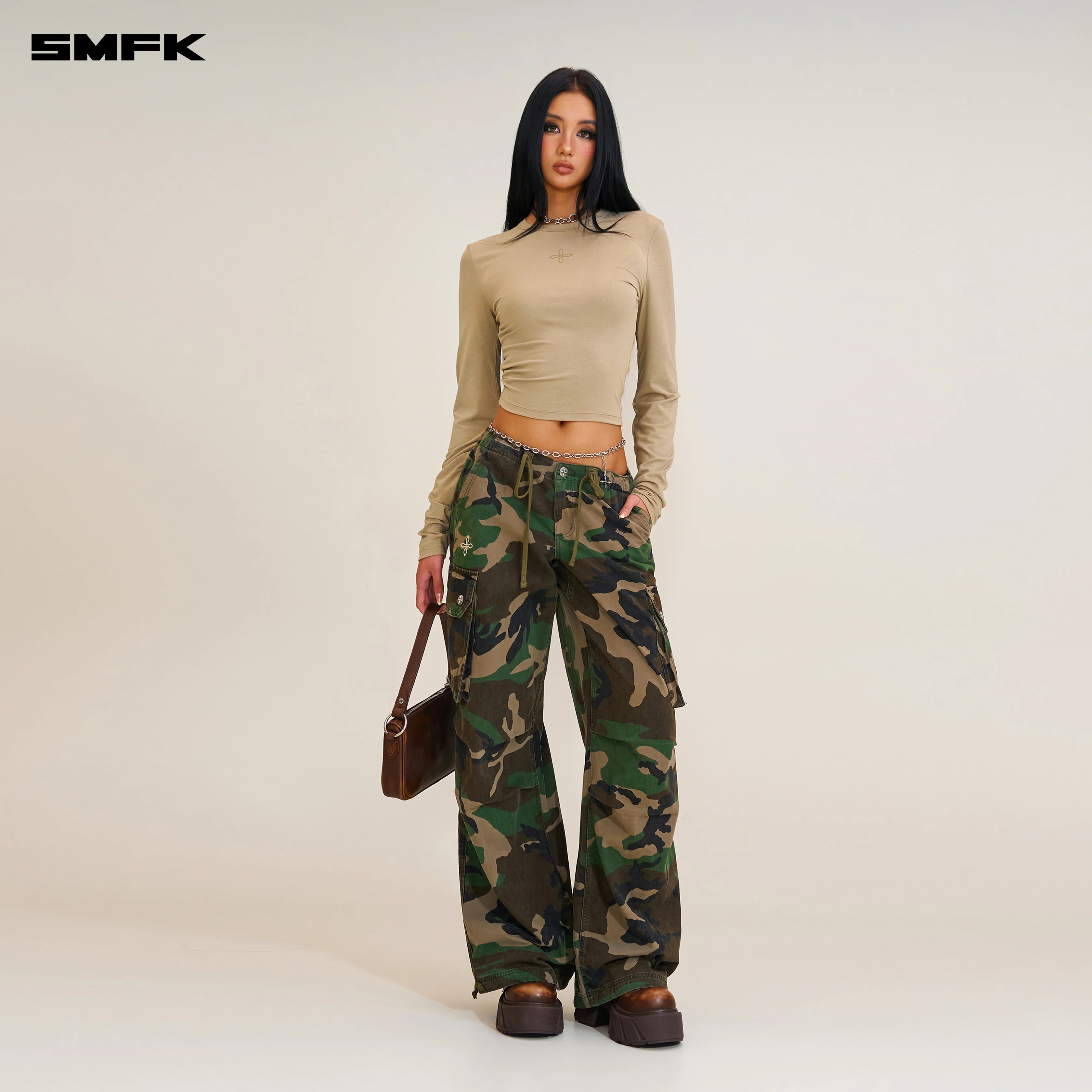 COMPASS STAMP Slim-fit SPORTS PULLOVER SHADOW GREEN - Image 4