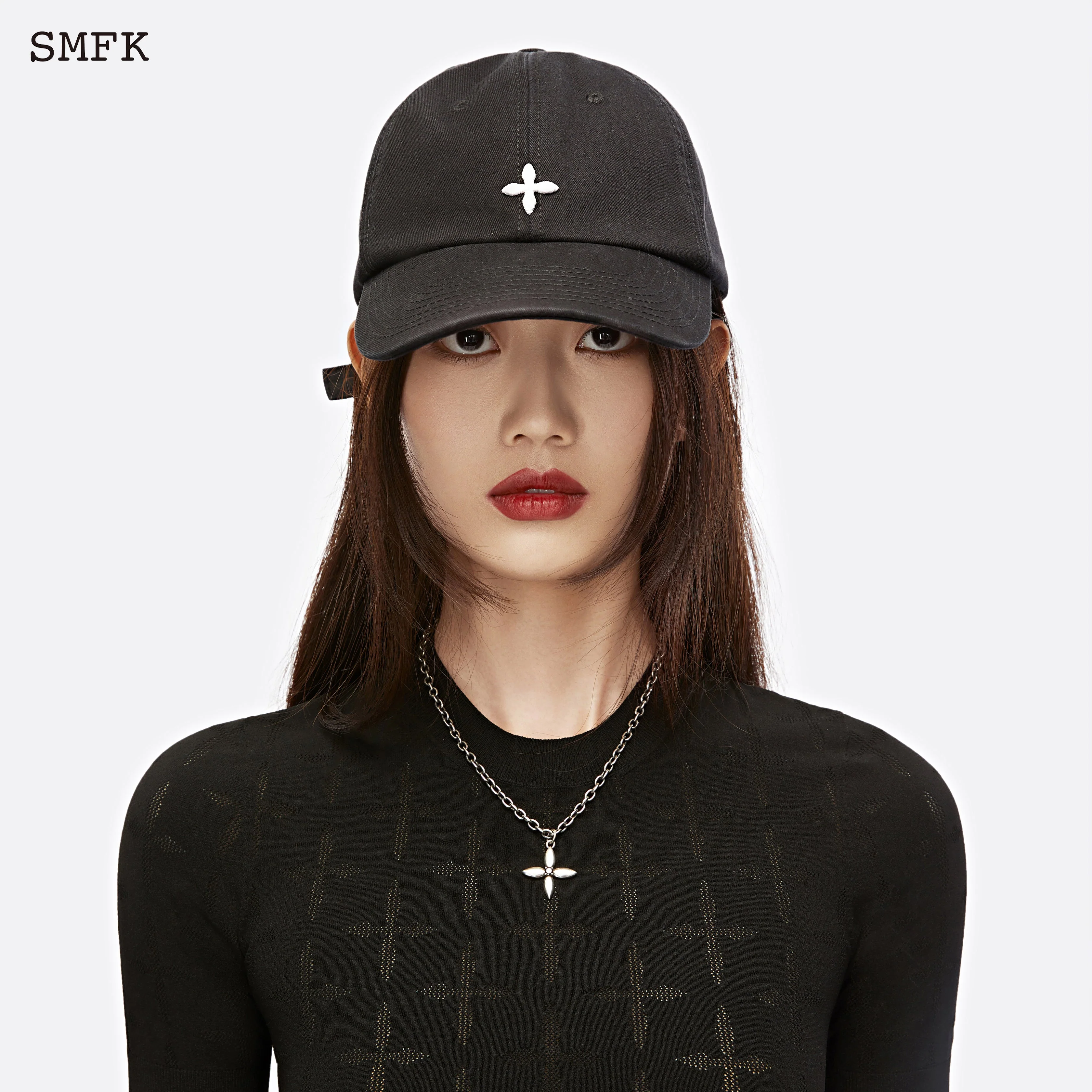 Silent Syringa Necklace Medium - Image 3