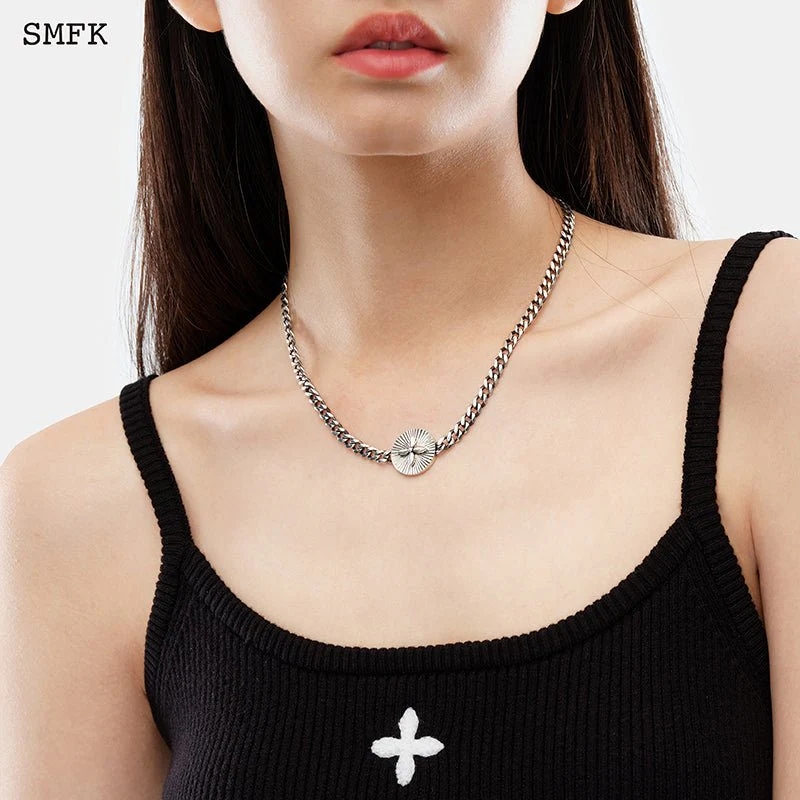 Silent The Silent Flower Sunburst Cuban Necklace - Image 3