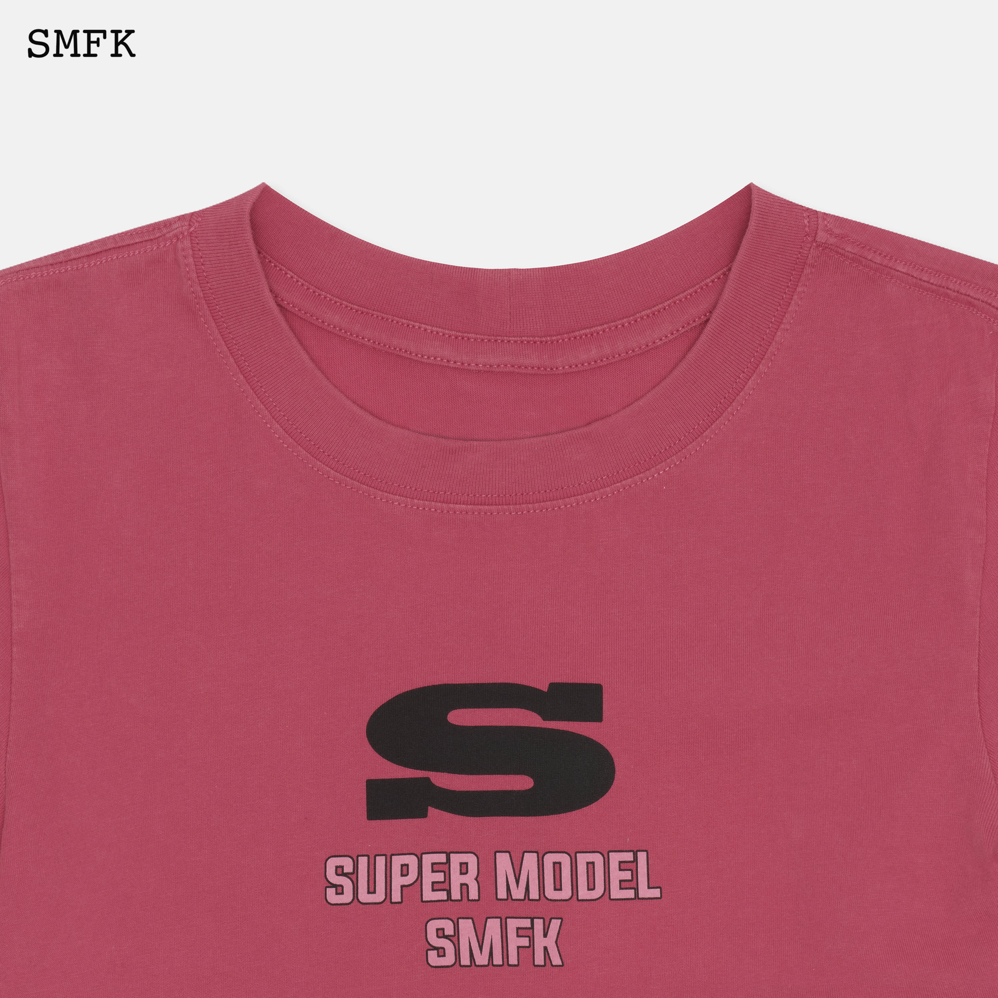 Model Red Short T-shirt - Image 6
